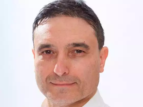 David Hollander,
                            Health & Wellness
                            Expert at Paquete de viaje de yoga