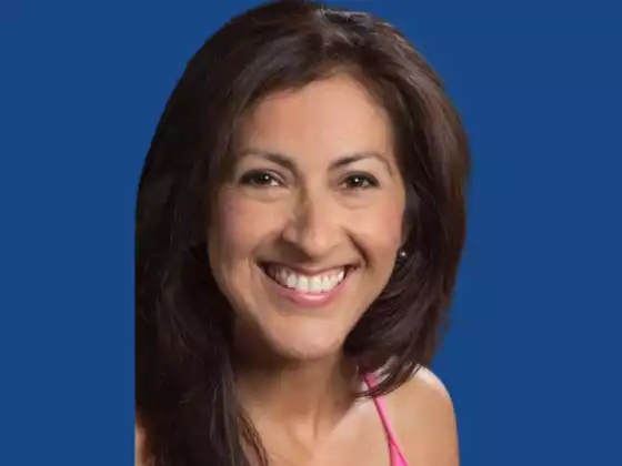 Rosa Santana,
                            Health & Wellness, Yoga
                            Expert at Paquete de viaje de yoga