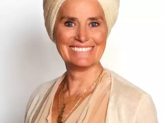 Gurutej Khalsa,
                            Духовність, Здоровя та оздоровлення, Любов і стосунки, йога, Особистий розвиток і коучинг, Особистий розвиток і коучинг
                            Expert at Soulful Summit 2023: Подорож усередині, починайте!